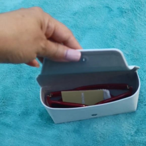 MICHAEL Michael Kors women's sunglasses color red size os - Picture 15 of 16